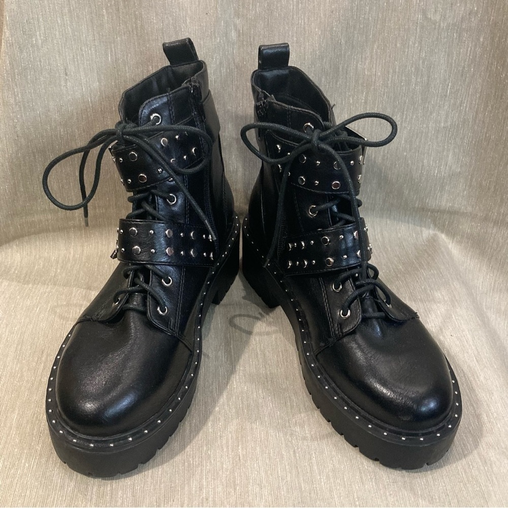 NASTY GAL Sz 38 Moto Style Studded Buckles Zipper Closure Ankle Vegan Boots NEW